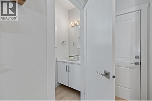 115 Wyndham Crescent Unit# 12 - Photo 15