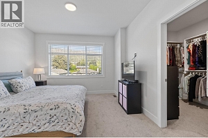 115 Wyndham Crescent Unit# 12 - Photo 19