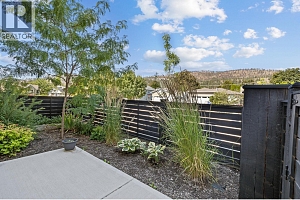 115 Wyndham Crescent Unit# 12 - Photo 37