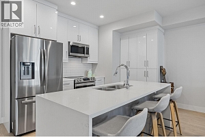 115 Wyndham Crescent Unit# 12 - Photo 8