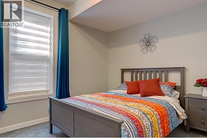 595 Vineyard Way N Unit# 8 - Photo 52