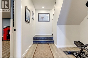 595 Vineyard Way N Unit# 8 - Photo 54