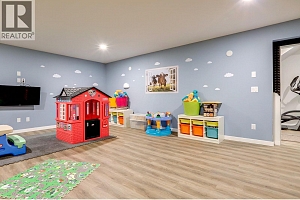 595 Vineyard Way N Unit# 8 - Photo 57