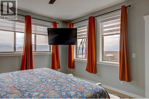 595 Vineyard Way N Unit# 8 - Photo 64