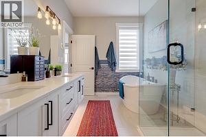 595 Vineyard Way N Unit# 8 - Photo 70