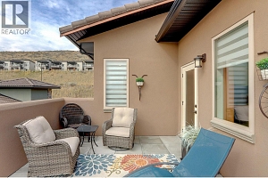 595 Vineyard Way N Unit# 8 - Photo 74