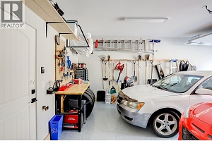 595 Vineyard Way N Unit# 8 - Photo 77