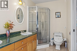 1282 Lakeview Cove Place - Photo 40