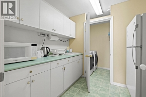 1282 Lakeview Cove Place - Photo 46