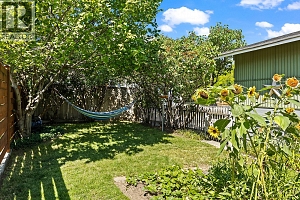 1404 Graham Street - Photo 24