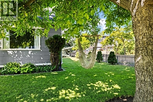 1404 Graham Street - Photo 36