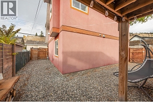 558-560 Cambridge Avenue - Photo 31