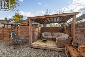 558-560 Cambridge Avenue - Photo 32