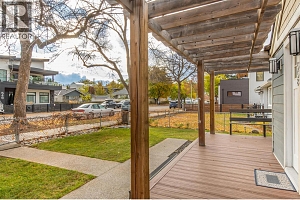 558-560 Cambridge Avenue - Photo 39