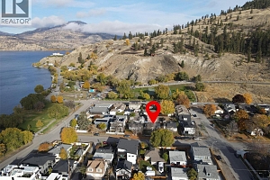 558-560 Cambridge Avenue - Photo 58