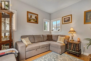 393 McCarren Avenue - Photo 18