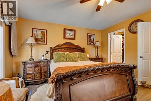 393 McCarren Avenue - Photo 22