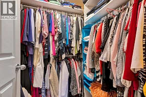 393 McCarren Avenue - Photo 26