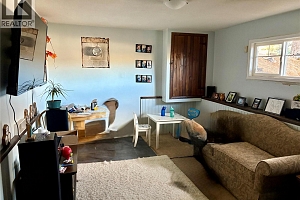 5620 Allenby Crescent - Photo 7