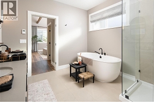 2444 Bradley Drive - Photo 27