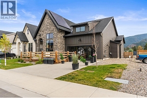 2444 Bradley Drive - Photo 3