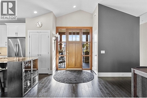 4000 Redstone Crescent Unit# 221 - Photo 12