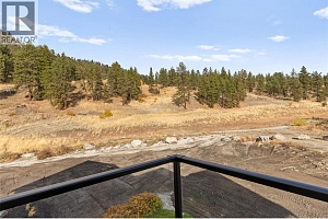 4000 Redstone Crescent Unit# 221 - Photo 17