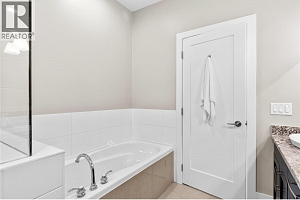 4000 Redstone Crescent Unit# 221 - Photo 30