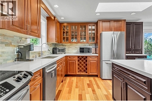 16621 Maki Road - Photo 8