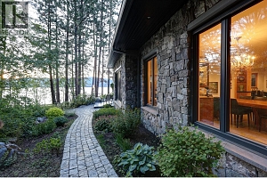 5308 Lakeshore Road - Photo 52