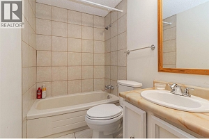 1685 Ufton Court Unit# 110 - Photo 10