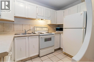 1685 Ufton Court Unit# 110 - Photo 4