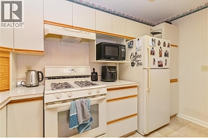 1040 Cactus Road - Photo 11