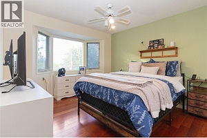 1040 Cactus Road - Photo 17