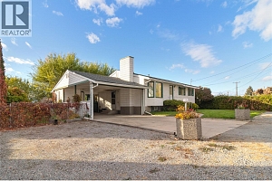 1040 Cactus Road - Photo 3