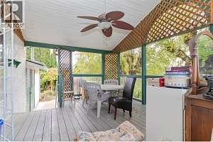 1040 Cactus Road - Photo 33