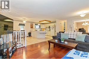 1040 Cactus Road - Photo 4