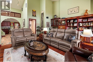 8809 Okanagan Landing Road - Photo 18