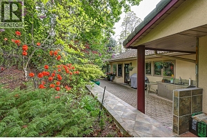 8809 Okanagan Landing Road - Photo 40