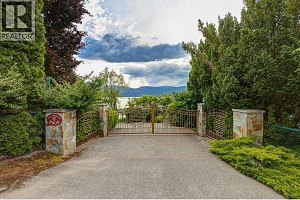 8809 Okanagan Landing Road - Photo 67