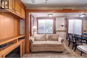 415 COMMONWEALTH Road Unit# 600 - Photo 3