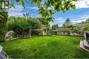 3754 Carrall Road - Photo 27