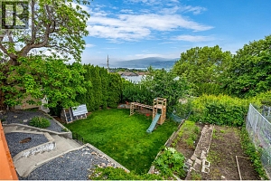 3754 Carrall Road - Photo 28