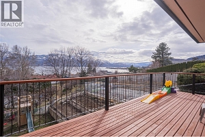 3754 Carrall Road - Photo 30