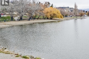 3754 Carrall Road - Photo 32