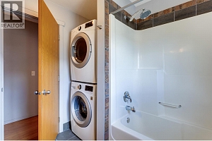 860 Glenwood Avenue - Photo 53