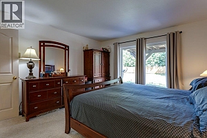 4541 Gordon Drive - Photo 11