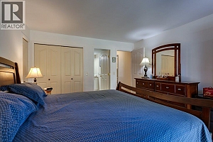 4541 Gordon Drive - Photo 12