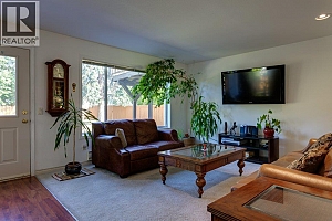 4541 Gordon Drive - Photo 7