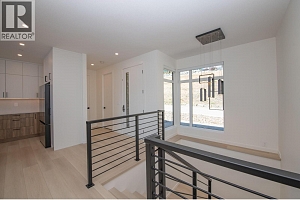 8820 Oxford Road - Photo 3